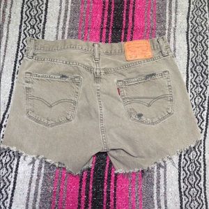 Levi Distressed Cut-Off Shorts - Olive 501 CTs